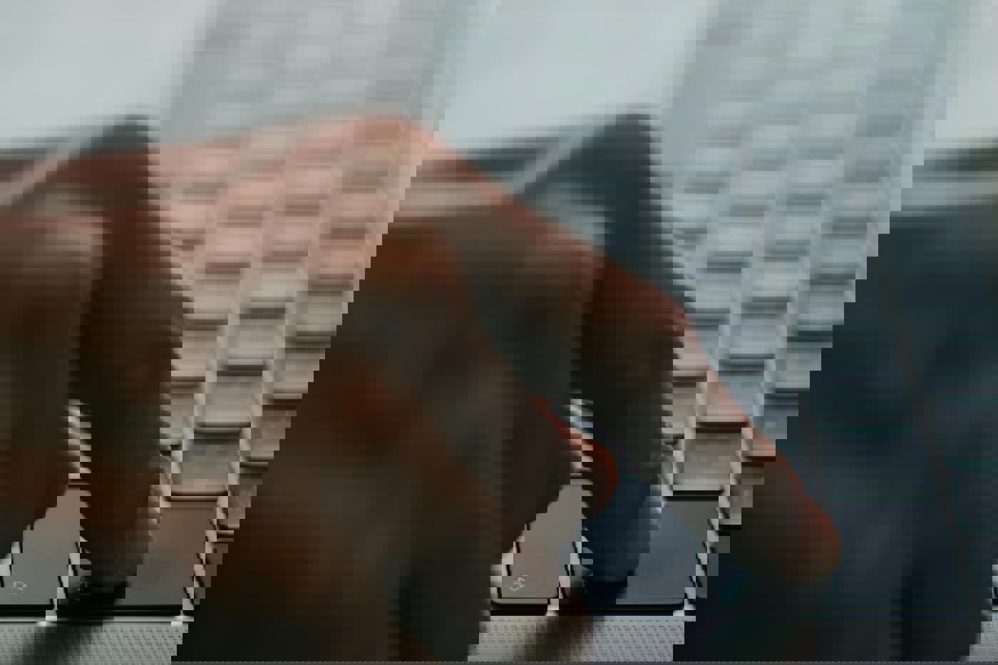 UK phạt công ty phim người lớn £1 triệu vì kiểm tra tuổi yếu