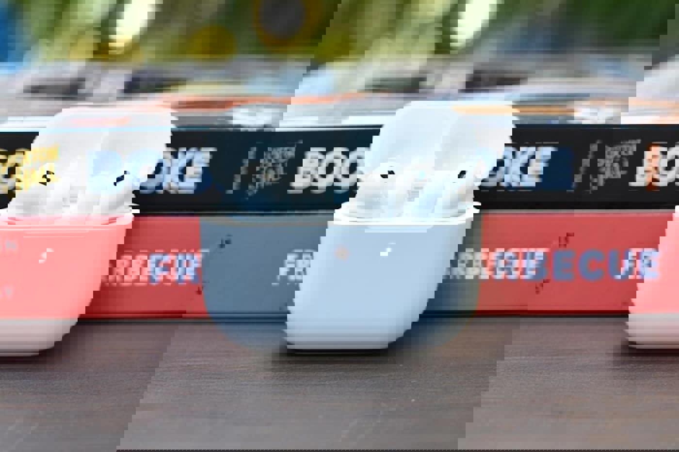 AirPods Pro 3 giảm kỷ lục: chỉ còn 199 USD