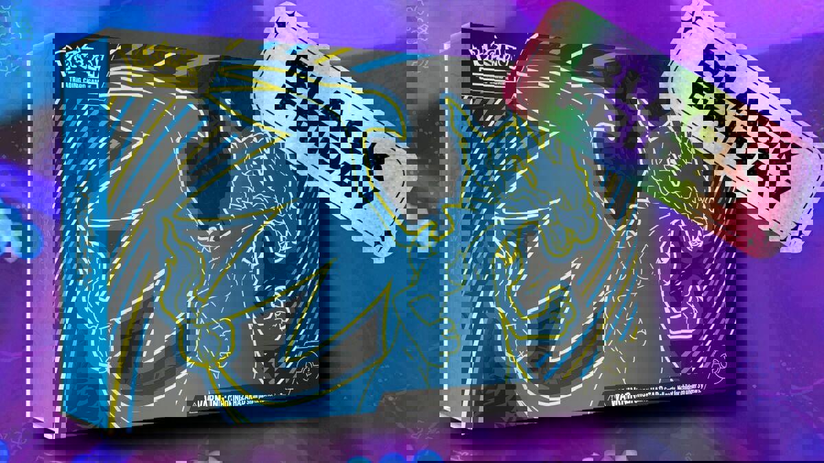 Mega Charizard X ex Ultra Premium Collection giảm về giá thị trường