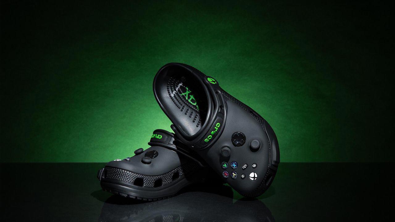 Microsoft ra Crocs phong cách Xbox giá 80 USD gây tranh cãi