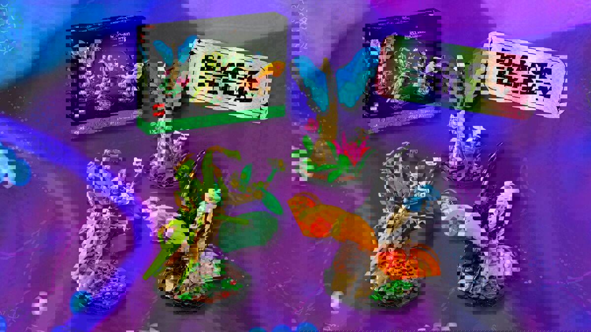 Lego Ideas Insect Collection giảm còn $40 trên Amazon trong Black Friday