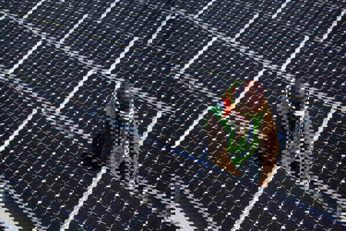 Meta bổ sung 650 MW điện mặt trời cho chiến lược AI