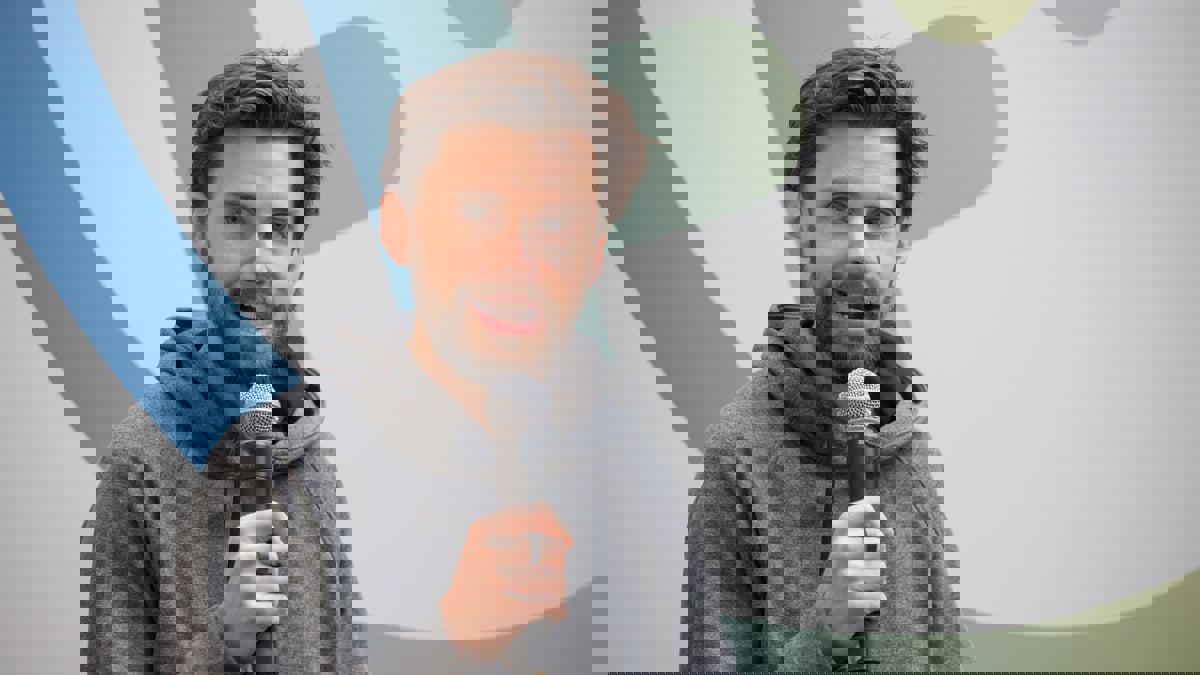 Người sáng lập Hinge rời Match để khởi nghiệp Overtone — dịch vụ hẹn hò AI