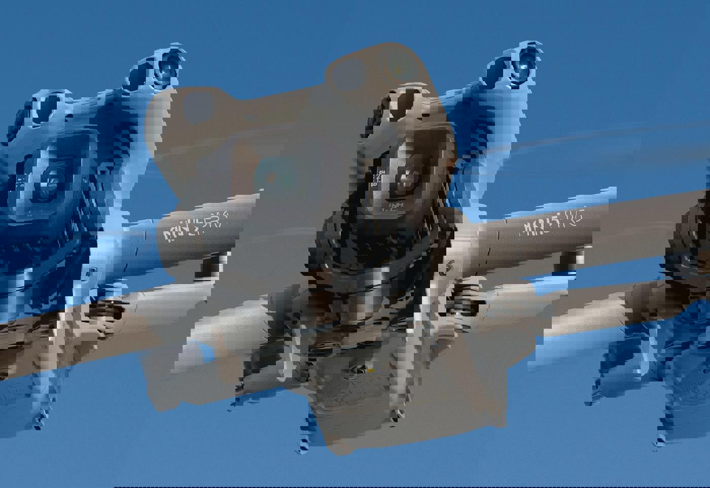 DJI bị siết: hãng drone lớn nhất thế giới đang bị đẩy ra khỏi thị trường Mỹ