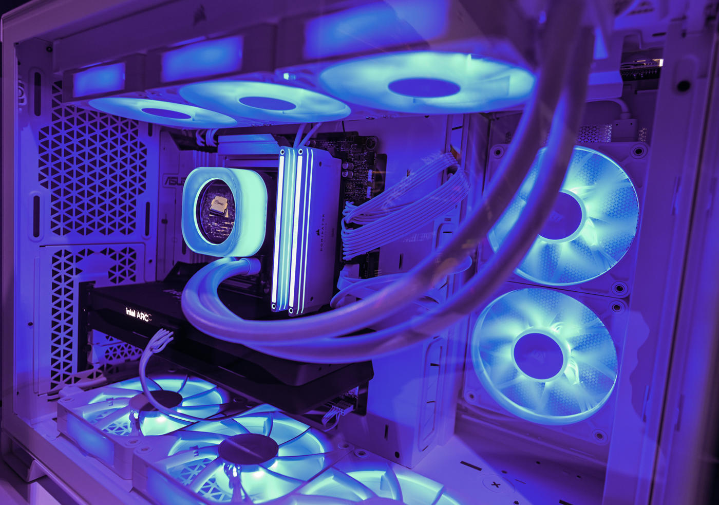 RAM tăng giá đẩy chi phí PC dựng sẵn lên cao hơn