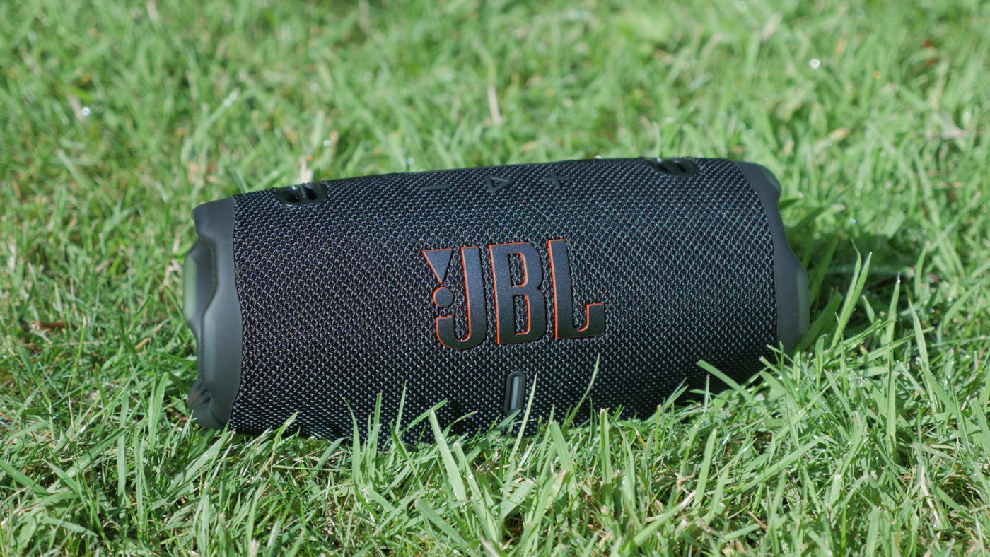 Loa Bluetooth di động yêu thích giảm ngay $70 trong ưu đãi Black Friday sớm