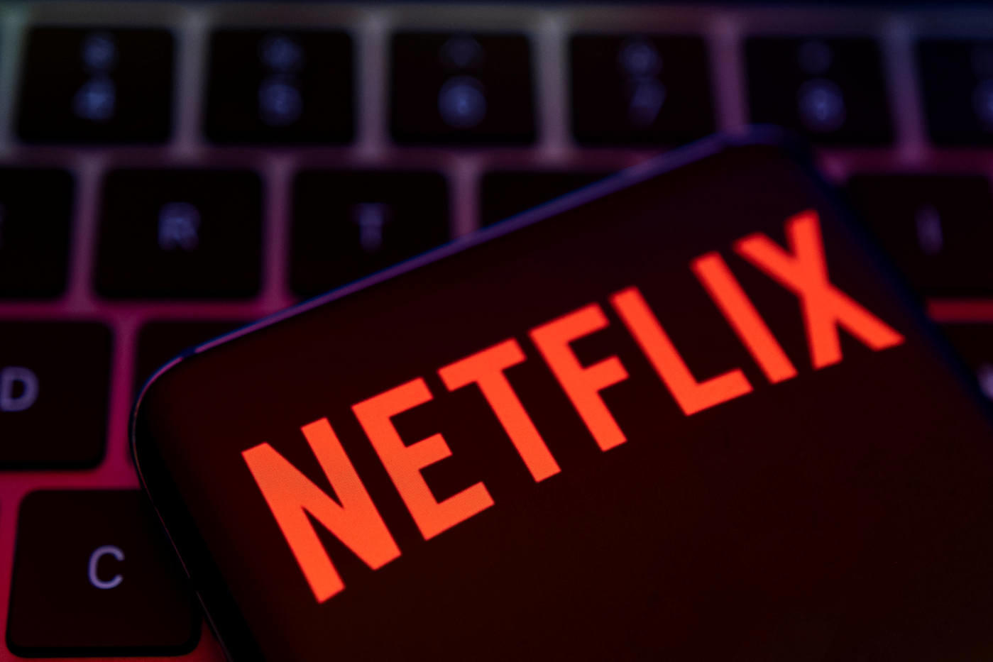 Netflix dừng tính năng cast từ điện thoại cho TV đời mới