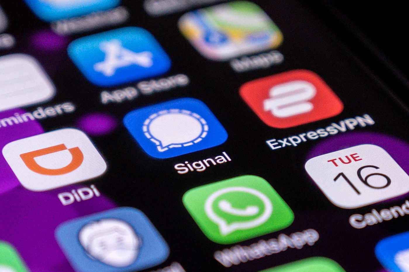 Signal mở rộng tính năng sao lưu cho người dùng iOS