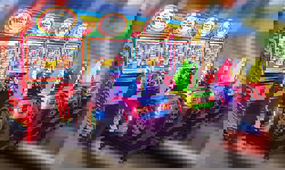 Daytona USA trở lại nguồn gốc 'Body Sensation' của Sega