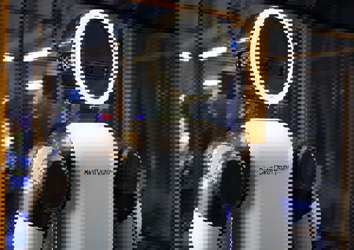 Robot hình người thế hệ mới của Boston Dynamics mang ADN Google DeepMind