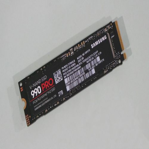 Không chỉ RAM — Ổ SSD sắp tăng giá mạnh và xu hướng đi xuống