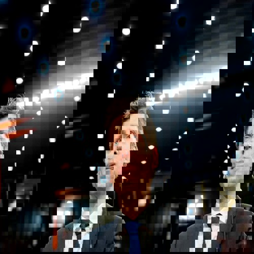 OpenAI đáp trả Google bằng GPT-5.2 sau memo 'code red'