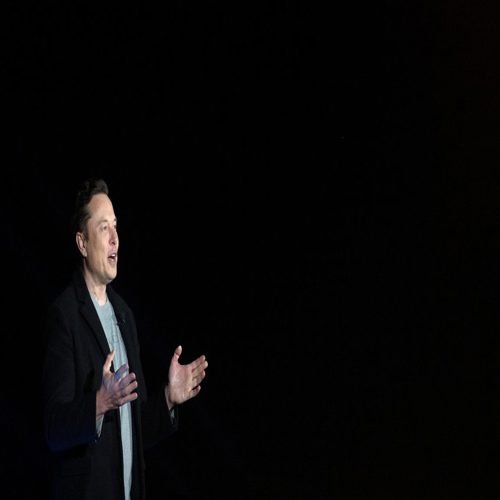 SpaceX chuẩn bị IPO sau nhiều năm khước từ: Vì sao đổi ý?