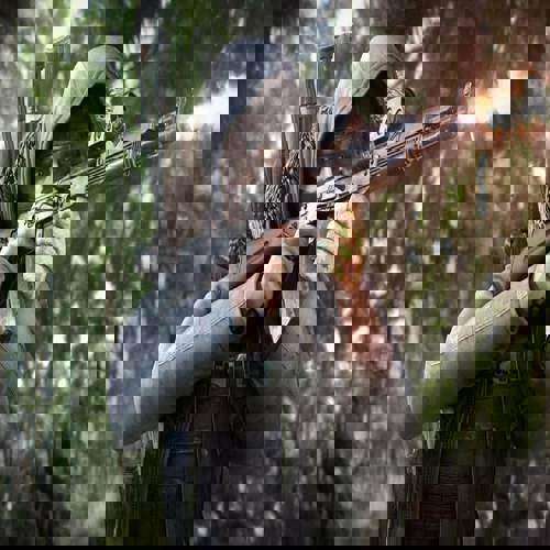 Streamer đầu tiên 'thoát' khỏi Escape from Tarkov sau 2,5 tuần