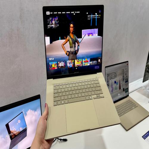 CES 2026: Asus trình làng Zenbook A16 16-inch nhẹ hơn MacBook Air 13-inch