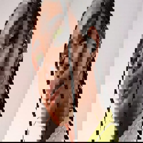 Du lịch thông minh với tai nghe dịch hơn 50 ngôn ngữ theo thời gian thực