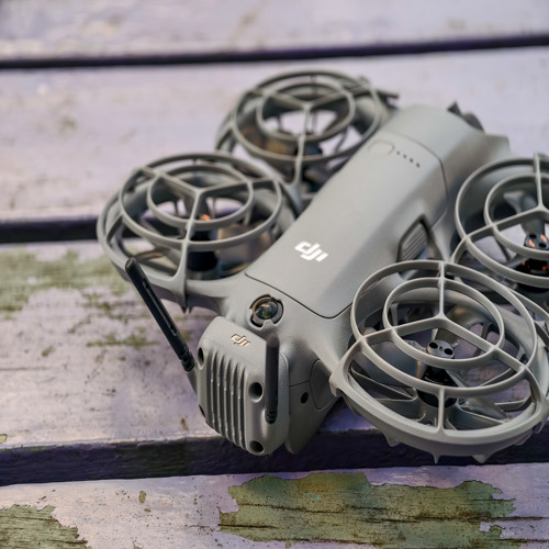 DJI kiện FCC vì lệnh cấm nhập khẩu drone mới